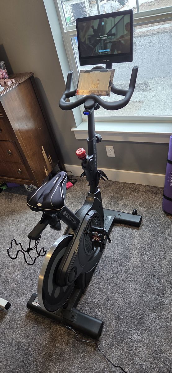 Echelon Connect EX-4s+ exercise bike