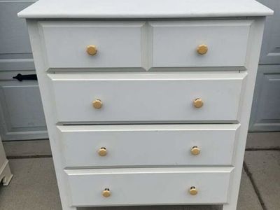 Adorable dresser