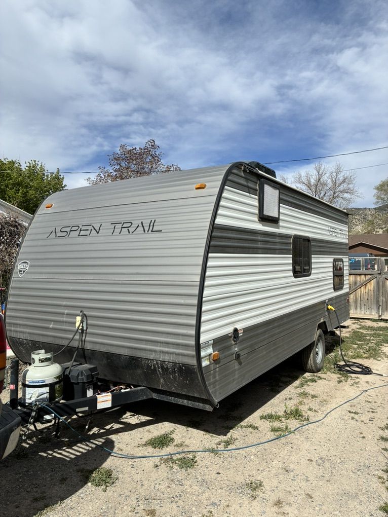 2024 model  17’ Aspen Trail camp trailer
