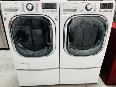 Lg True Steam Electric Set With Pedestals