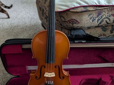 Karl Knilling 4/4 Violin Model 10KF - Made in Germany - Like New - Complete Outfit.