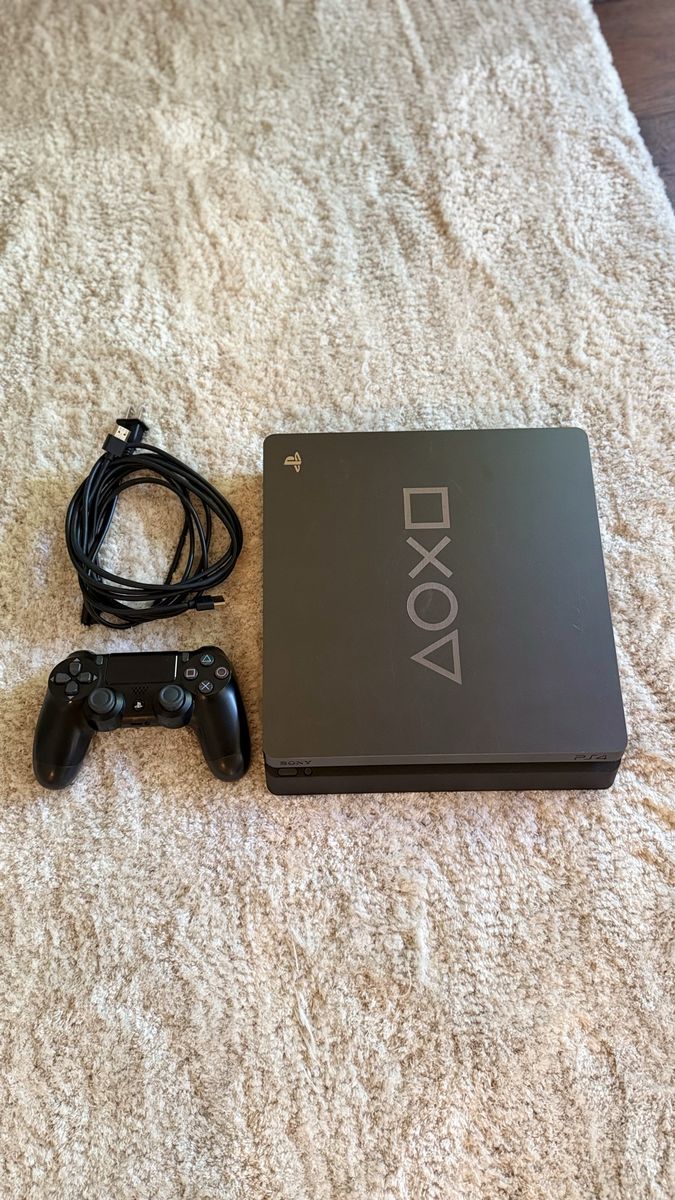 Sony Playstation 4 (PS4) Slim 1TB (Speacial Edition)