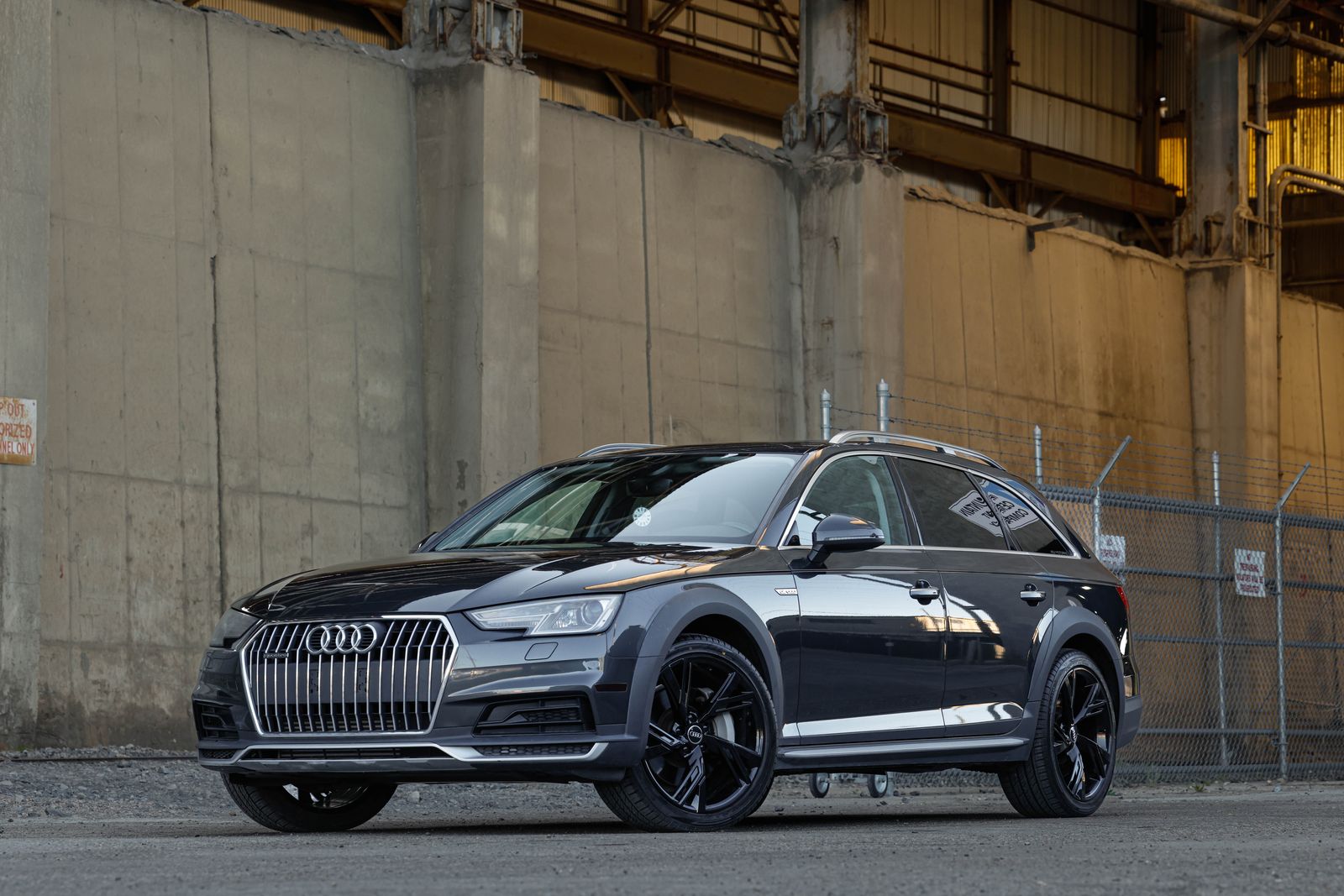 2017 Audi A4 2.0T quattro Premium