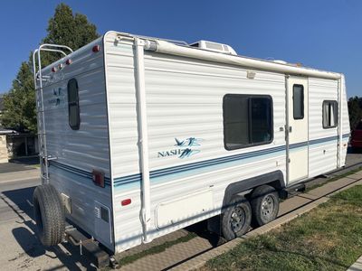 1999 Nash 22H Cammper