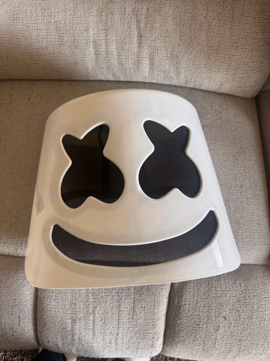 Marshmallow costume face