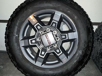 Tire And Wheel Package GMC 20"