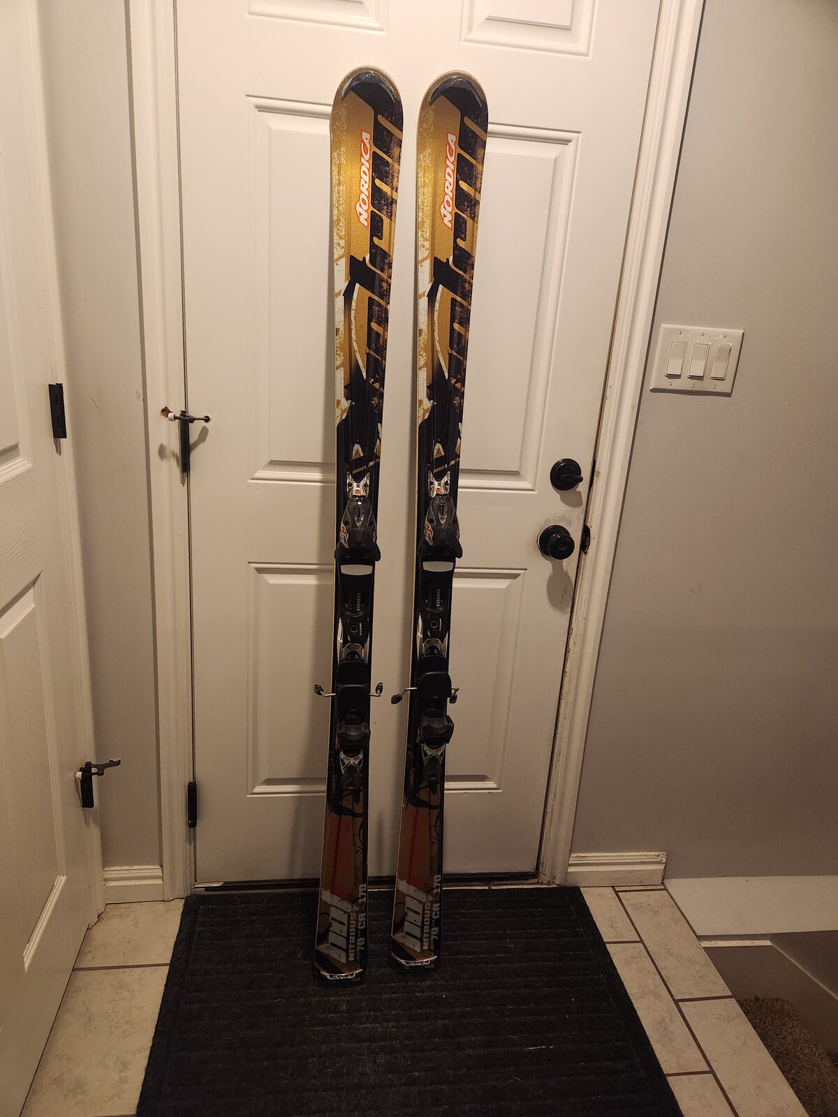 Nordica hotrod skis