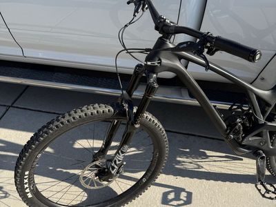 Evil Offering XL Carbon Fiber 29”