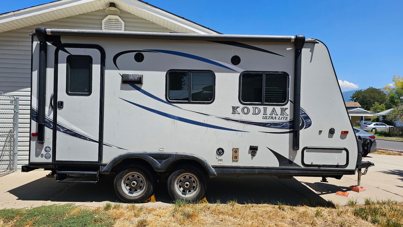 Camping Trailer - Kodiak Ultra Lite