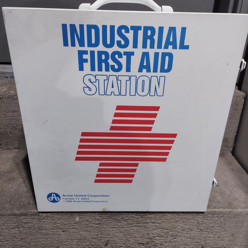 FIRST AID BOX
