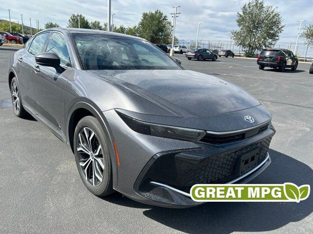 2024 Toyota Crown XLE