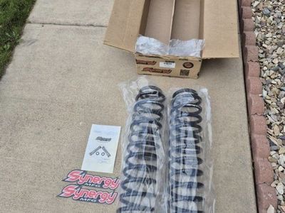 Synergy Mfg Jeep JL/JT Front Lift Springs and Lower Isolators 8863-40 4 inch lift height.