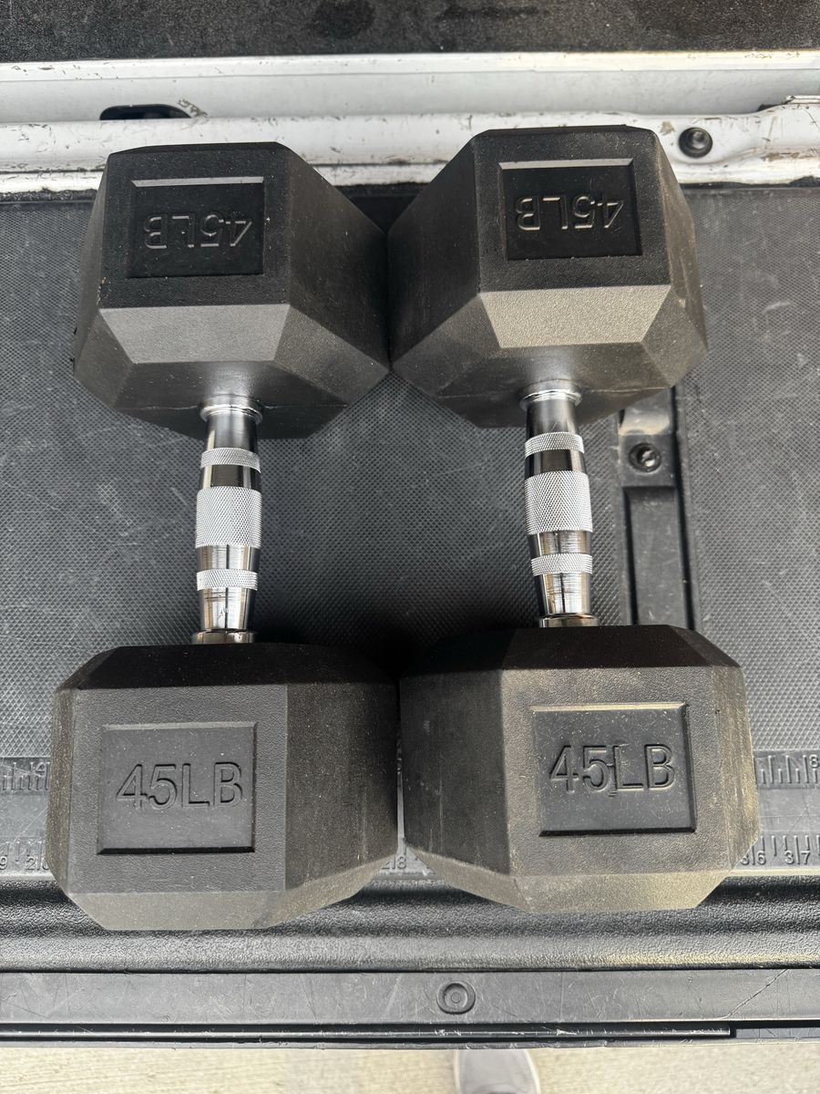 NEW Set of 2 45 lb rubber coated hex dumbbells