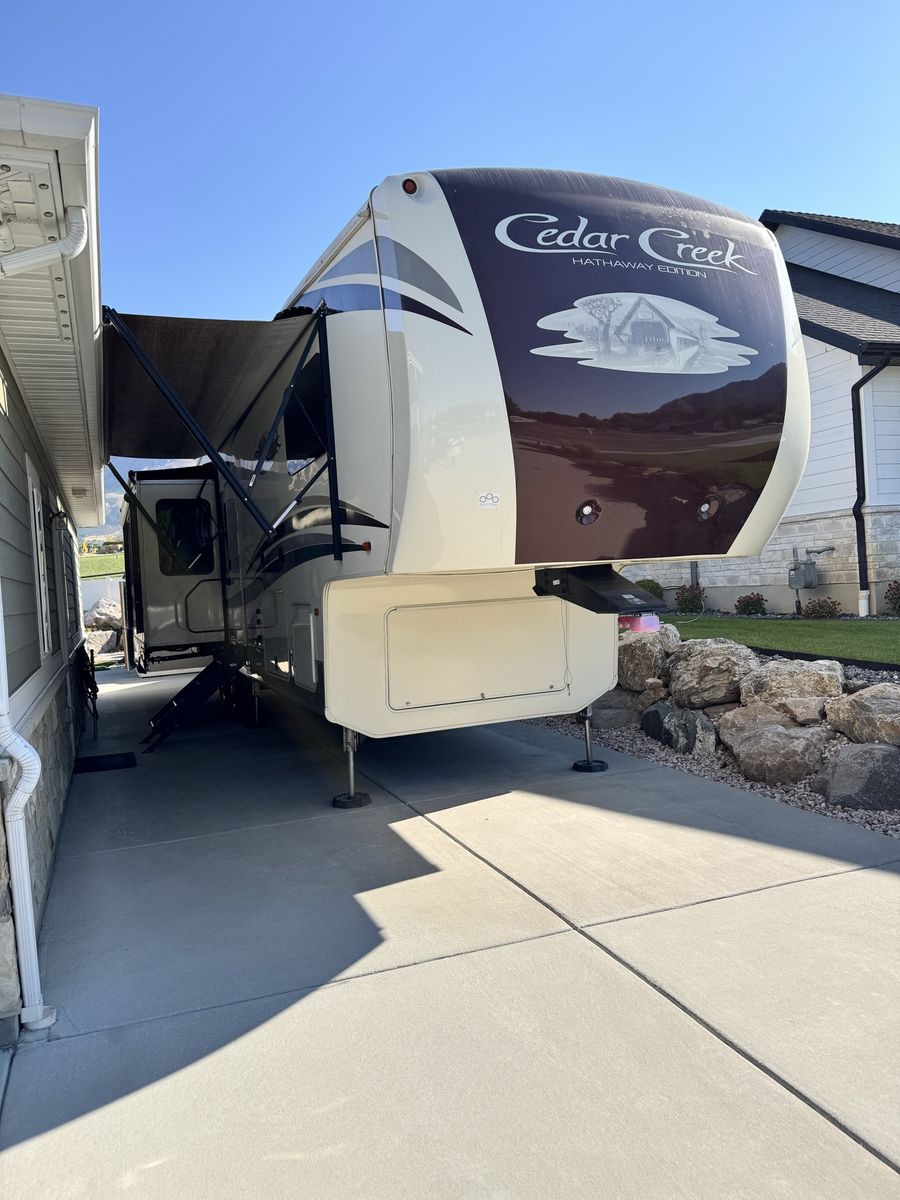 2018 Forest River Cedar Creek Hathaway Edition 36CK2 5th Wheel Trailer