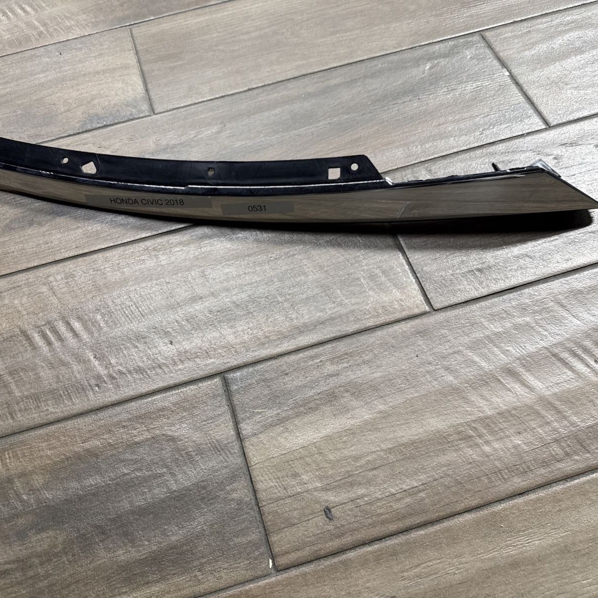 Honda Civic Grille Extension Assembly passenger side 2016-2018