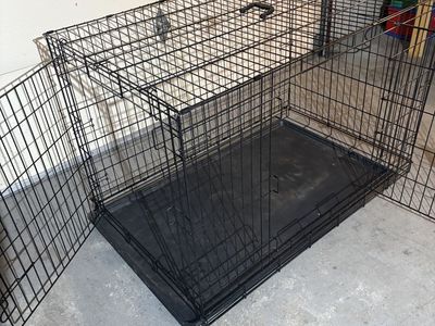Extra-Large Double Door Dog Crate W/ Tray
