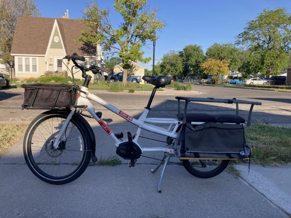 2019 Yuba Spicy Curry Bosch 3 person E-bike