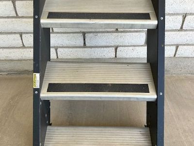 RV ENTRY STAIRS