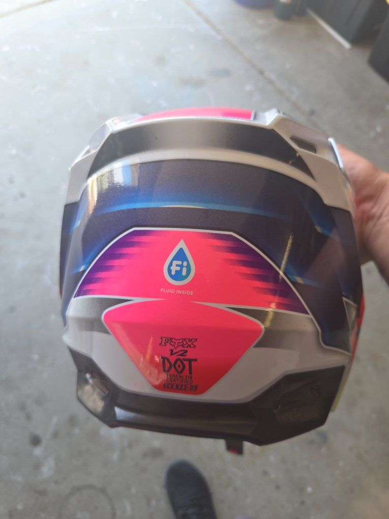 Main image 4