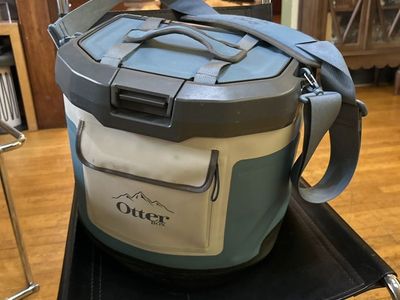 OtterBox Trooper 12 Cooler Bag Blue/Gray