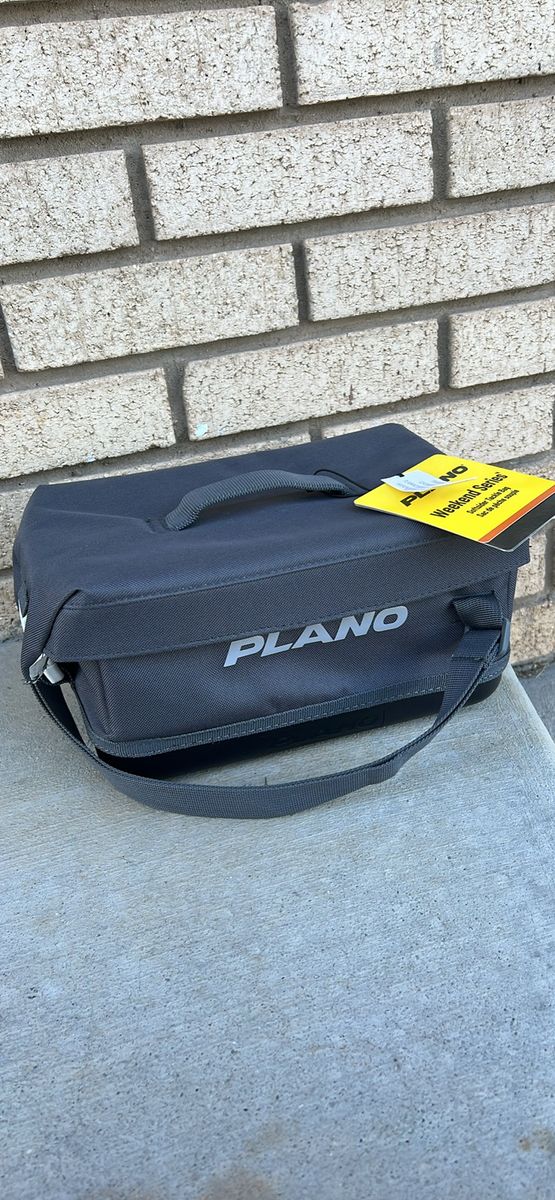 Plano weekend series tackle bag