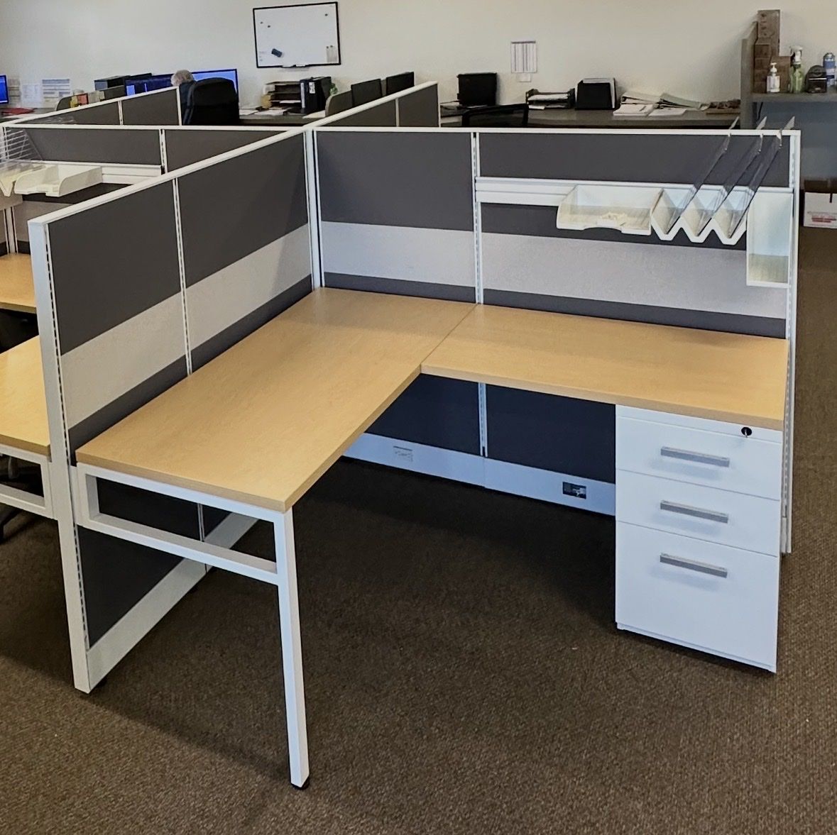 6’x 6’ Cubicles – Excellent Condition