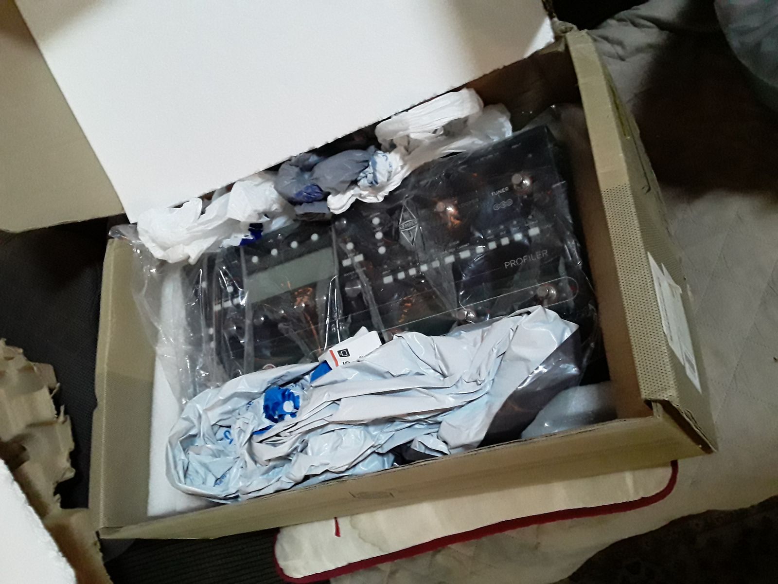 Main image 7