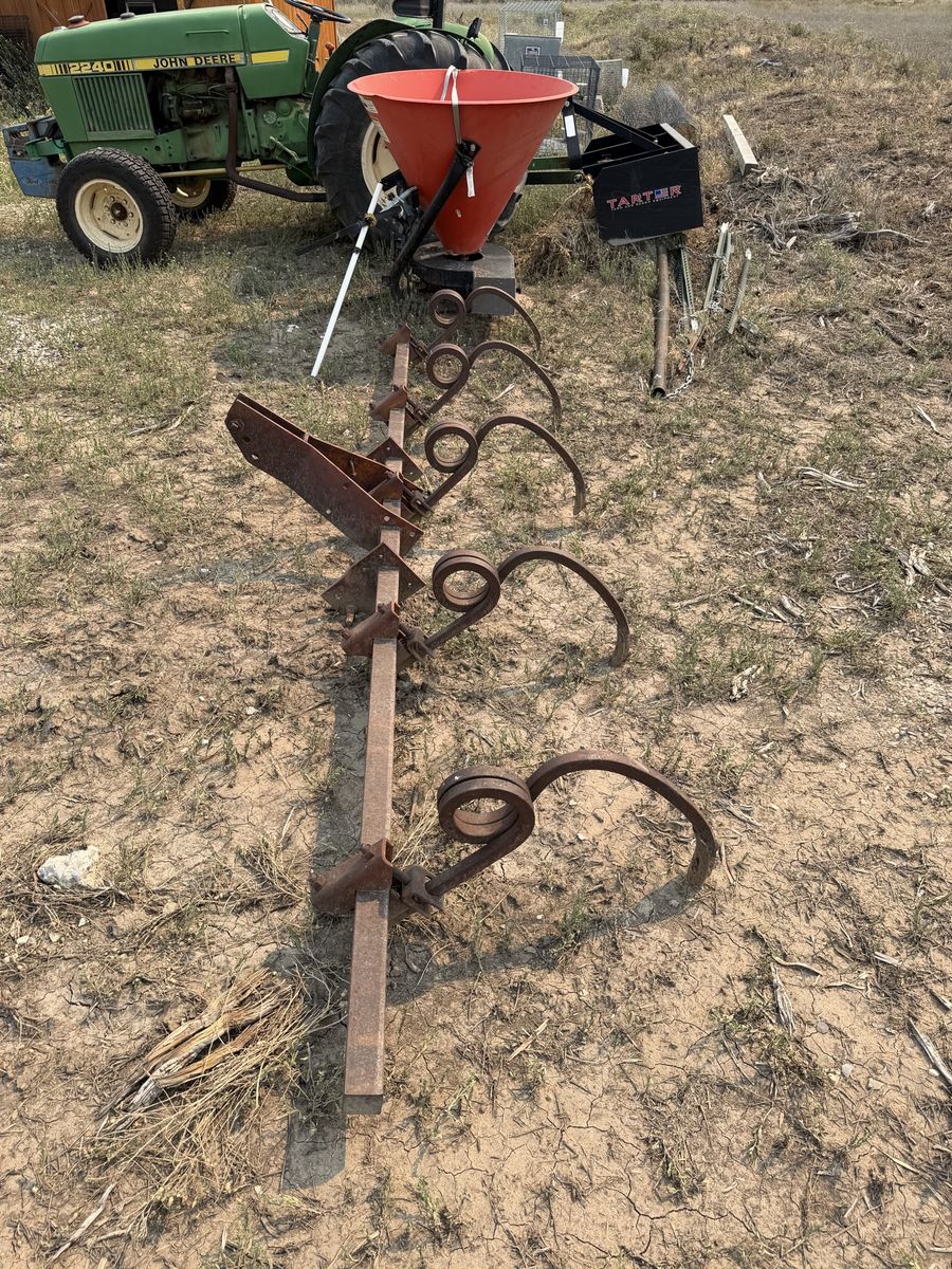 Vintage Ford 10-275 3-Point Cultivator / Ripper Attachment