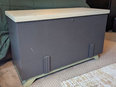 Lane Cedar Chest