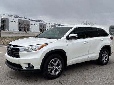 2016 TOYOTA HIGHLANDER LE Plus