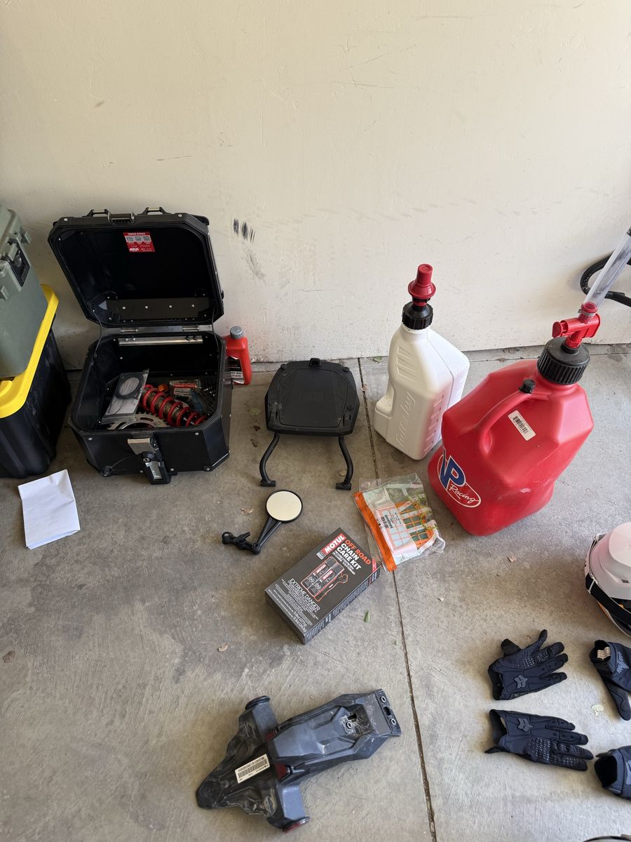 Main image 6