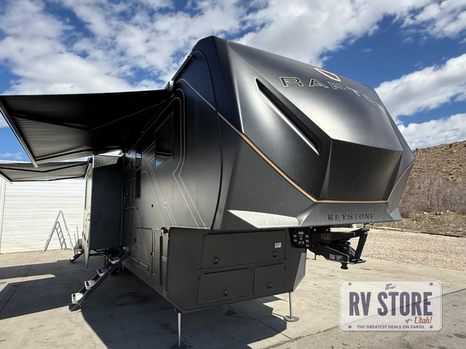 2026 Keystone RV Raptor 441 5TH WHEEL TOY HAULER LUXURY RAPTOR CARBON PAINT MATTE BLACK