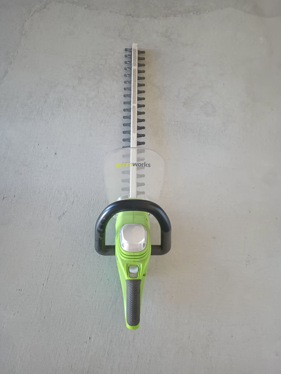 Greenworks Cordless Hedge Trimmer