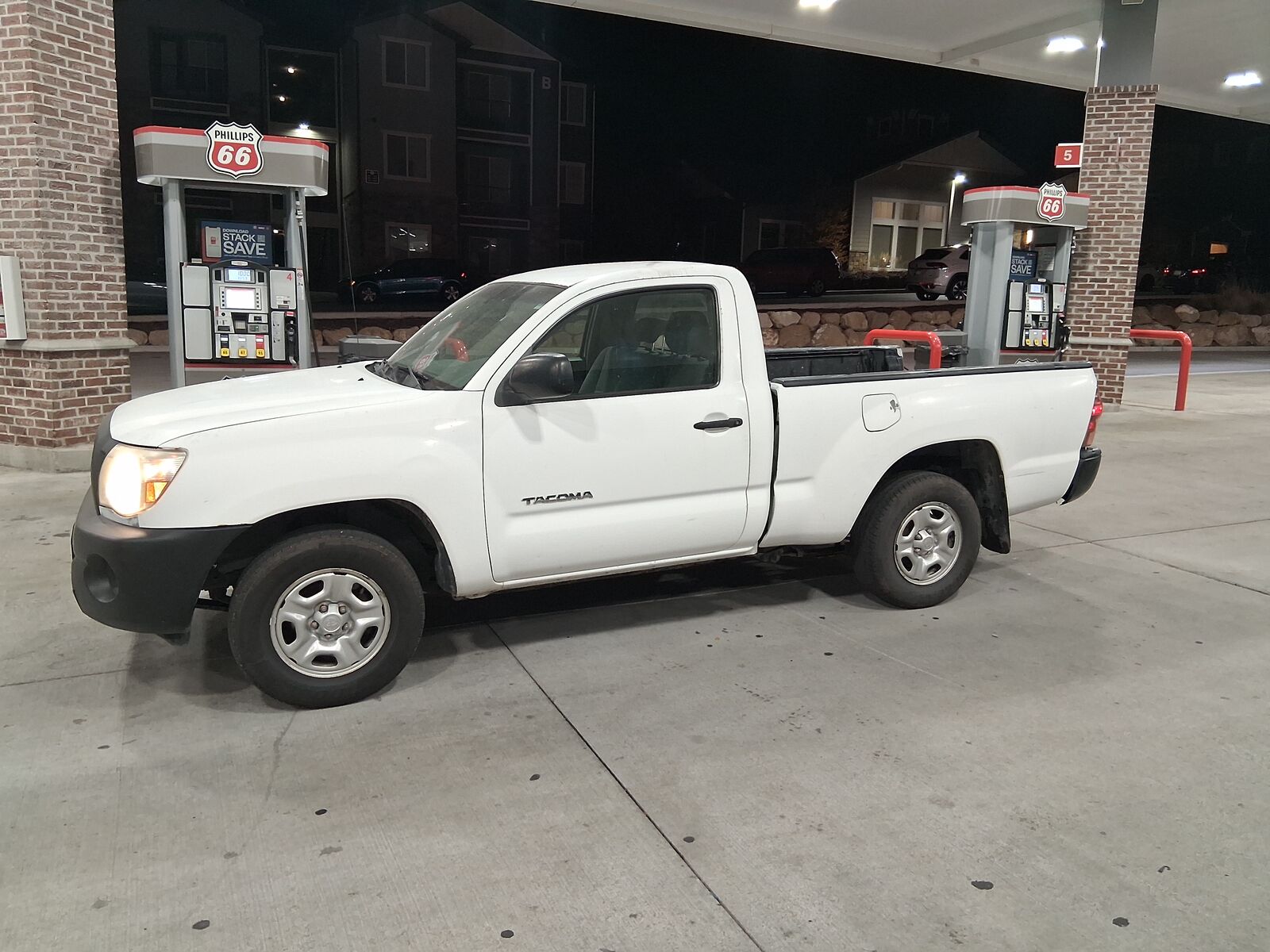 2005 TOYOTA TACOMA Base