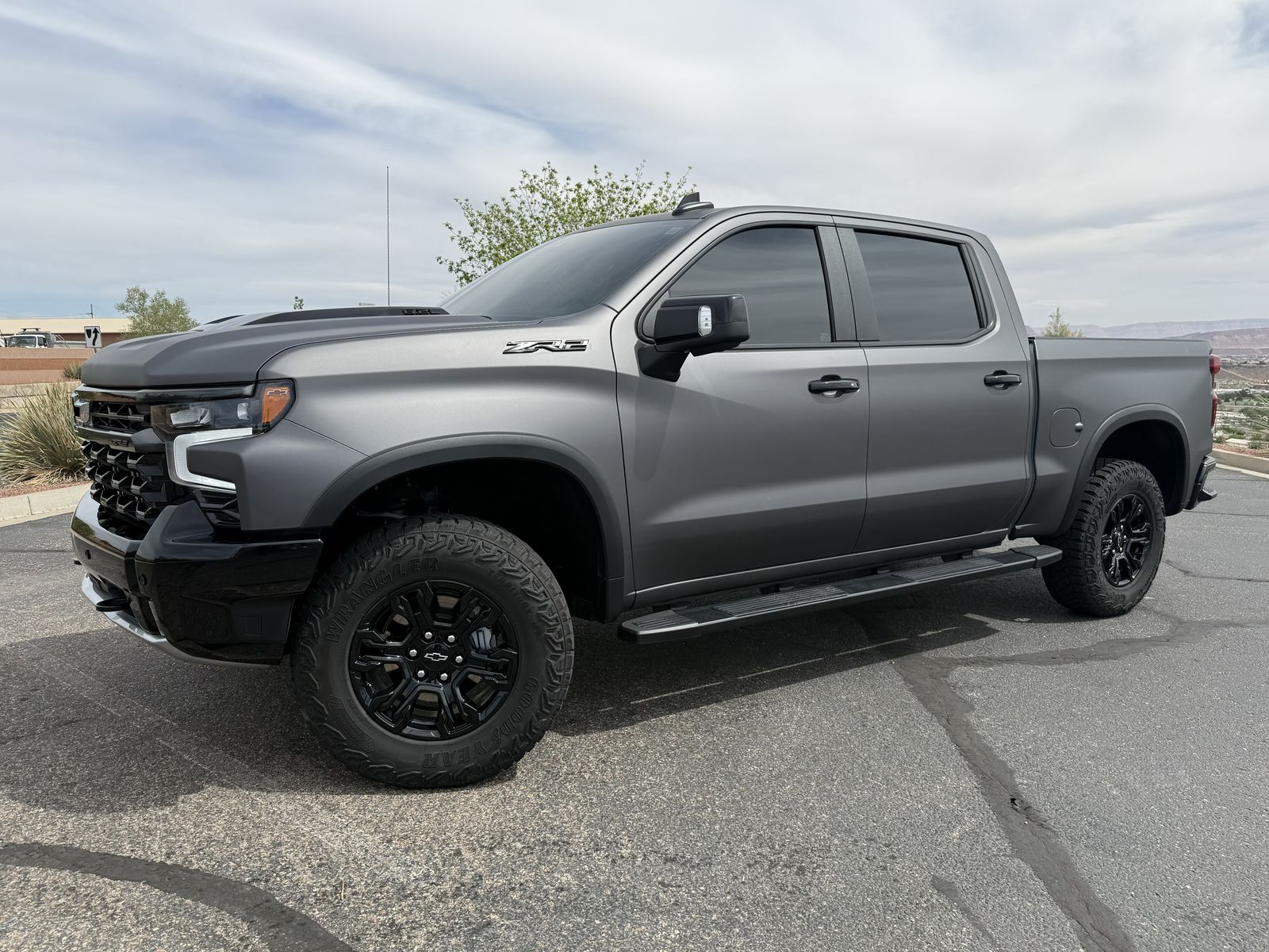 2025 Chevrolet Silverado 1500 ZR2
