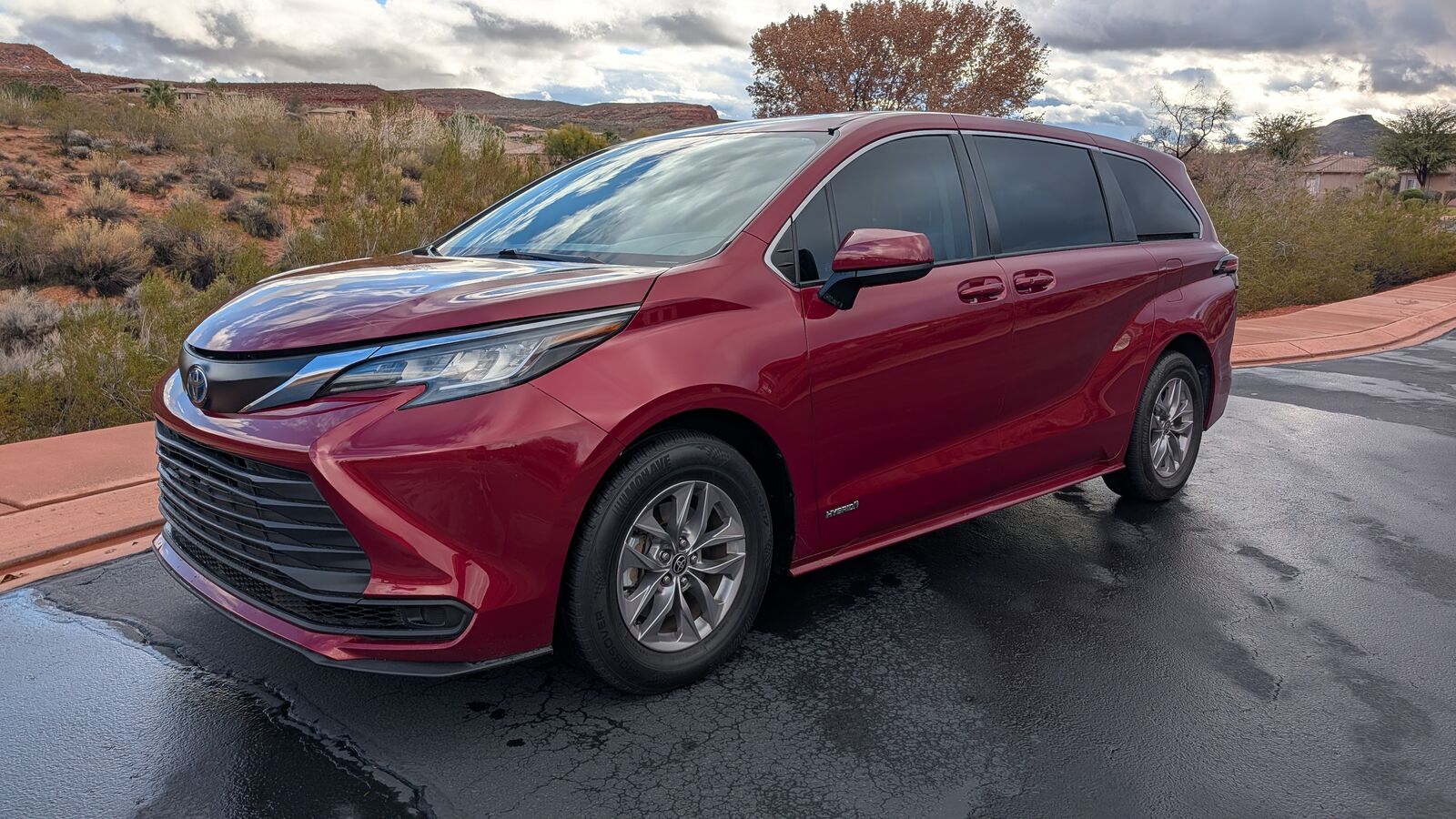 2021 Toyota Sienna LE 8-Passenger