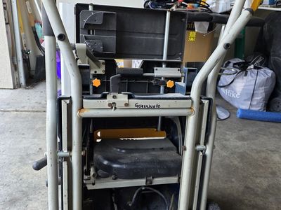 Portable table saw