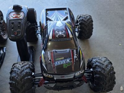 RC Remote Control truck, lightly used