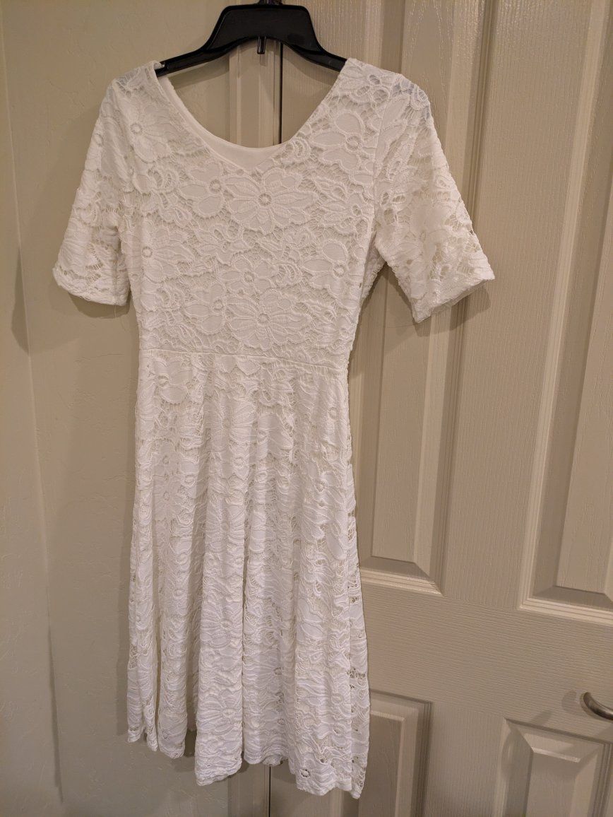 white lace dress