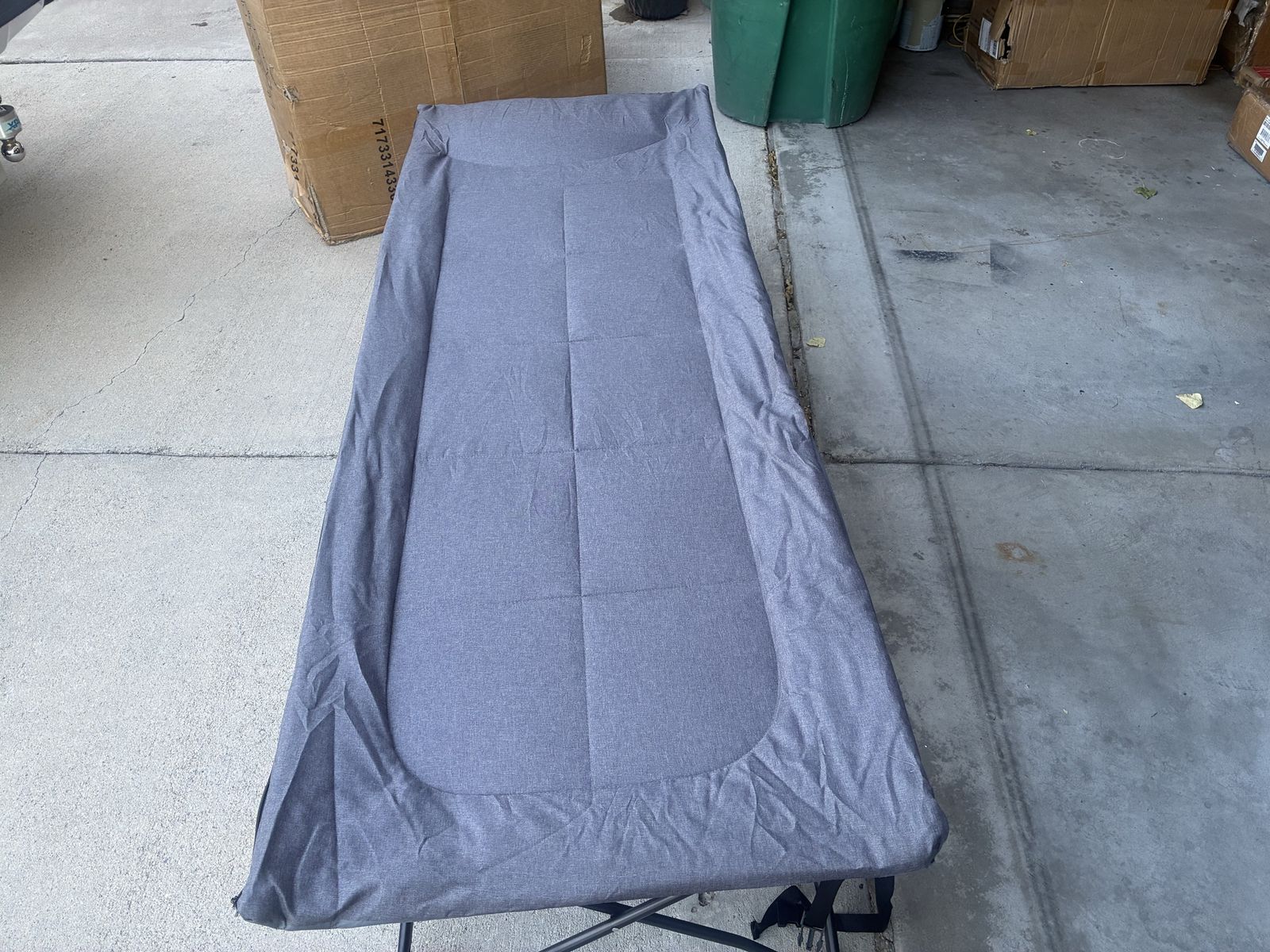 Folding Camping Cot Heavy Duty Portable Bed - Gray,2 twins or zip together for a queen