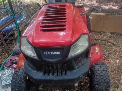 Craftsman T110 Riding Lawn Mower Red Used