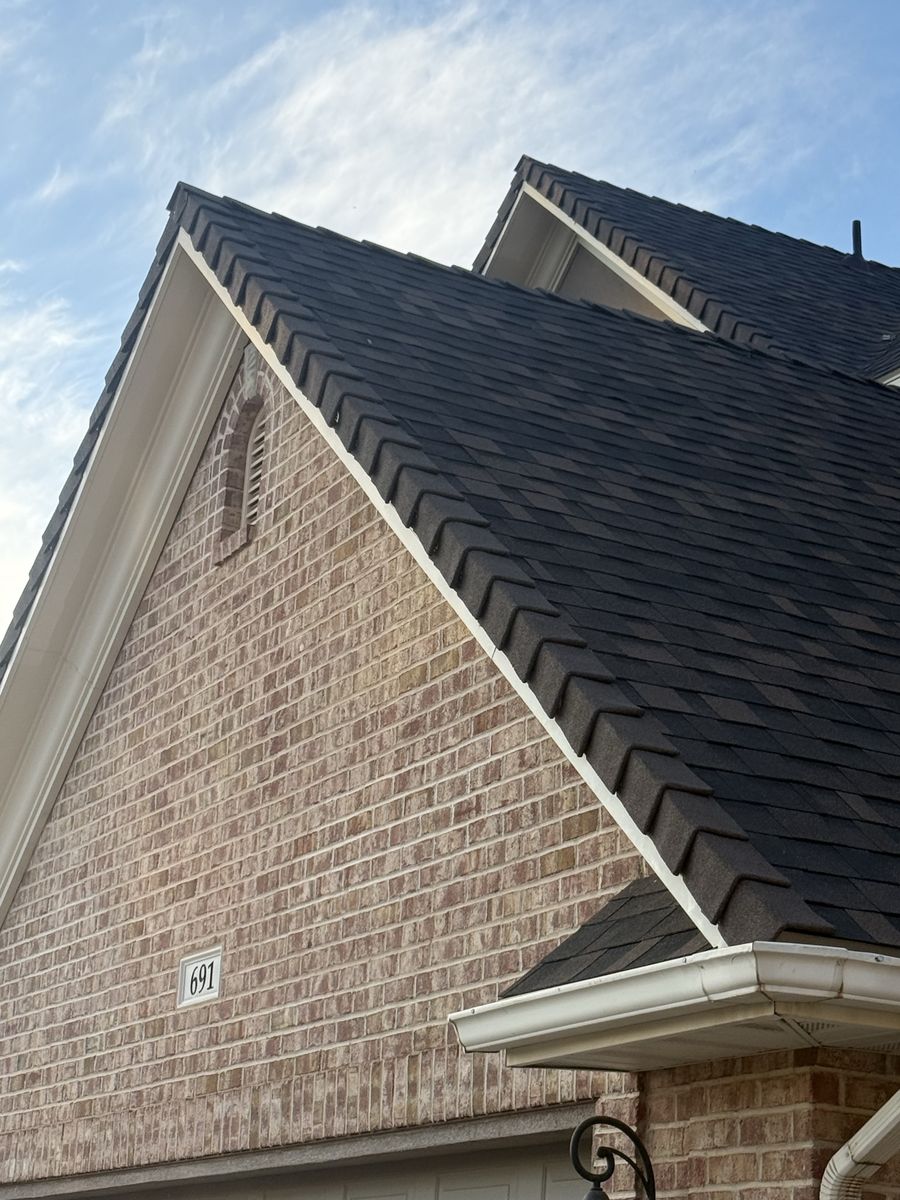 Main image 12