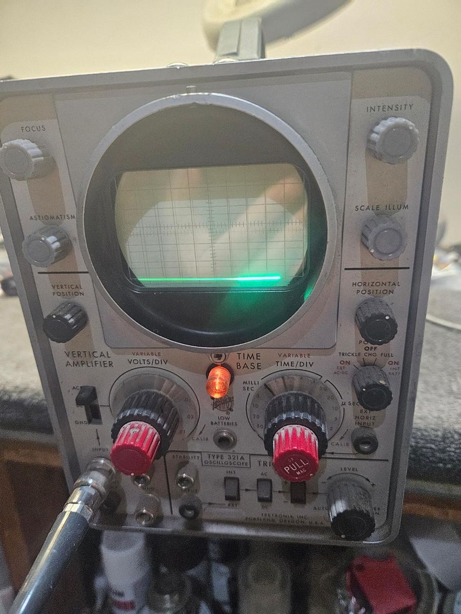 Tektronix Oscilloscope Model321A