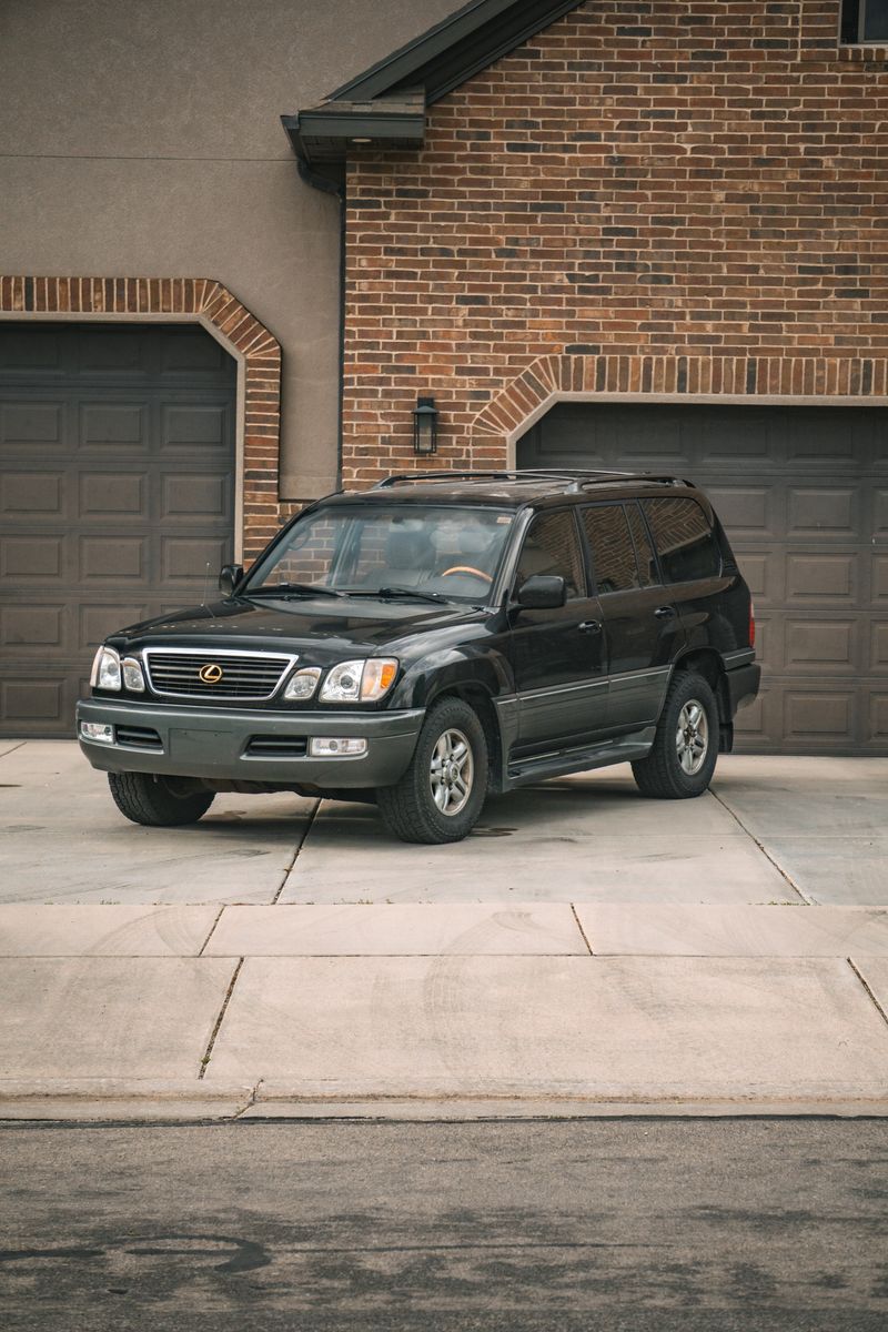 2001 Lexus LX 470