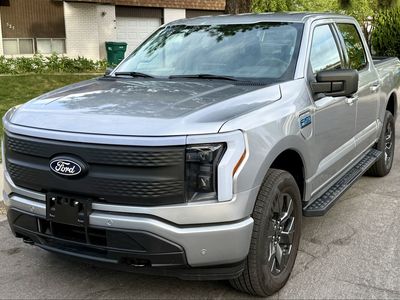 2025 Ford F-150 Lightning Flash