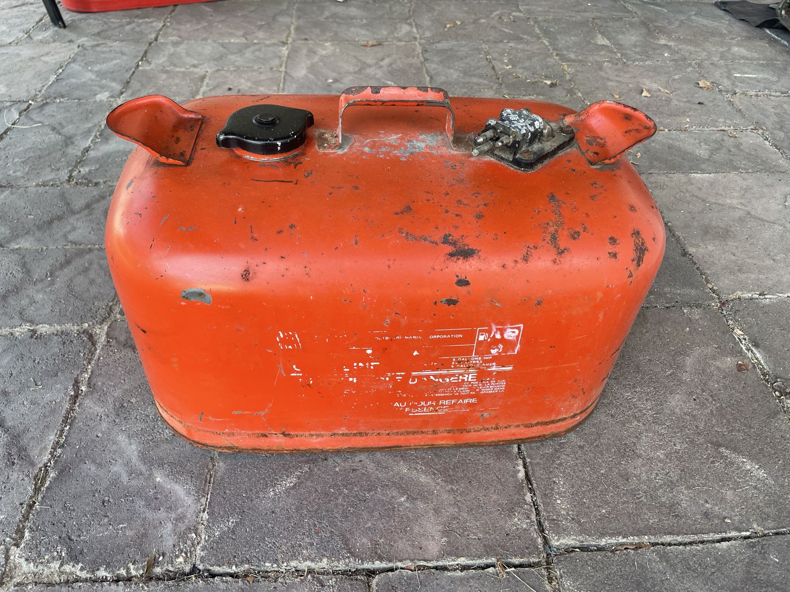 Main image 7