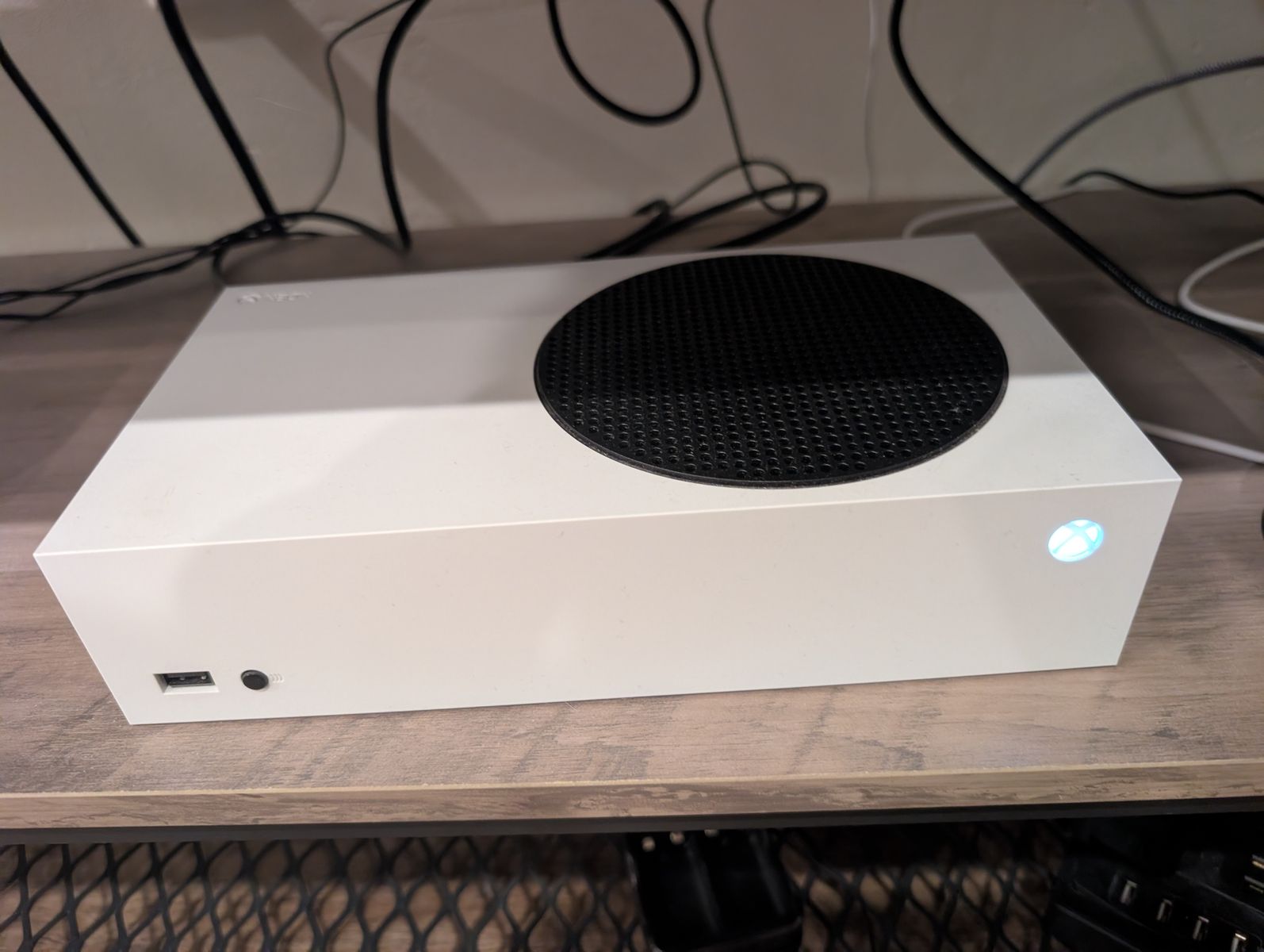 Xbox Series S - All Digital Gaming Console - 512GB SSD