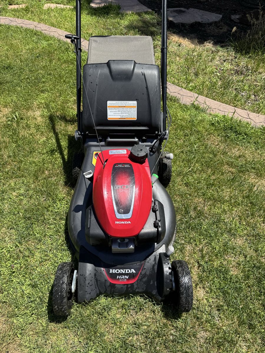 Honda HRN GCV 170 Series Push Mower with Easy Start Auto Choke System