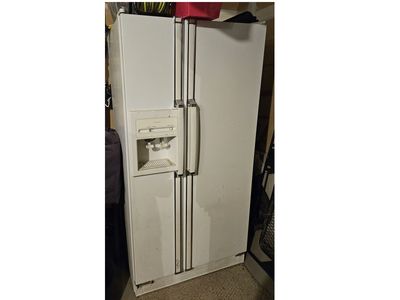 Kenmore Refrigerator - FREE
