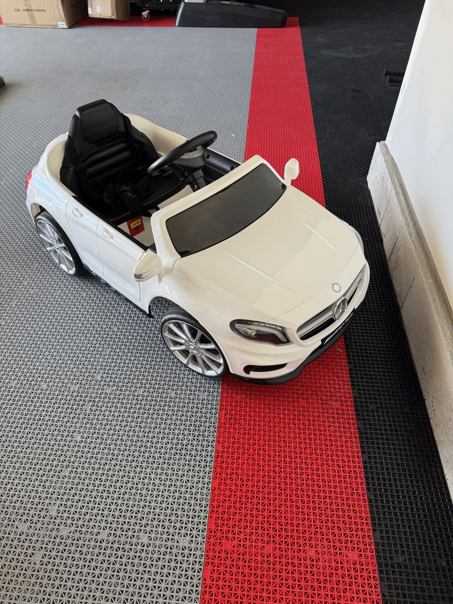White Mercedes kids car